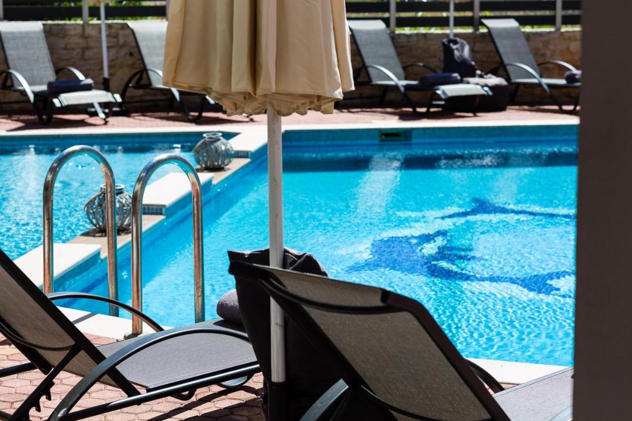 Helena'S Aparthotel , Scaleta Prinos  Ngoại thất bức ảnh